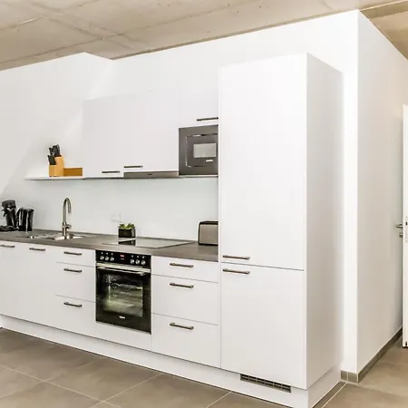 Stylish & Modern Monteur Studio Near Kleve 2 Single Beds *