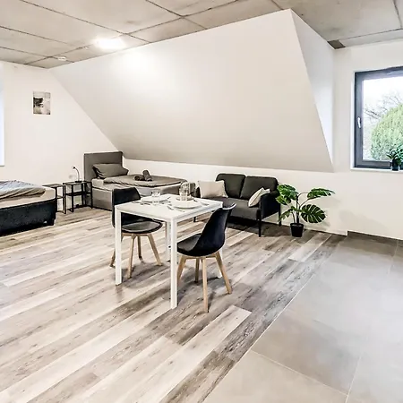 Stylish & Modern Monteur Studio Near Kleve 2 Single Beds Lejlighed