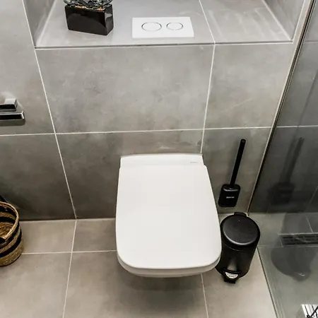Stylish & Modern Monteur Studio Near Kleve 2 Single Beds * Hau